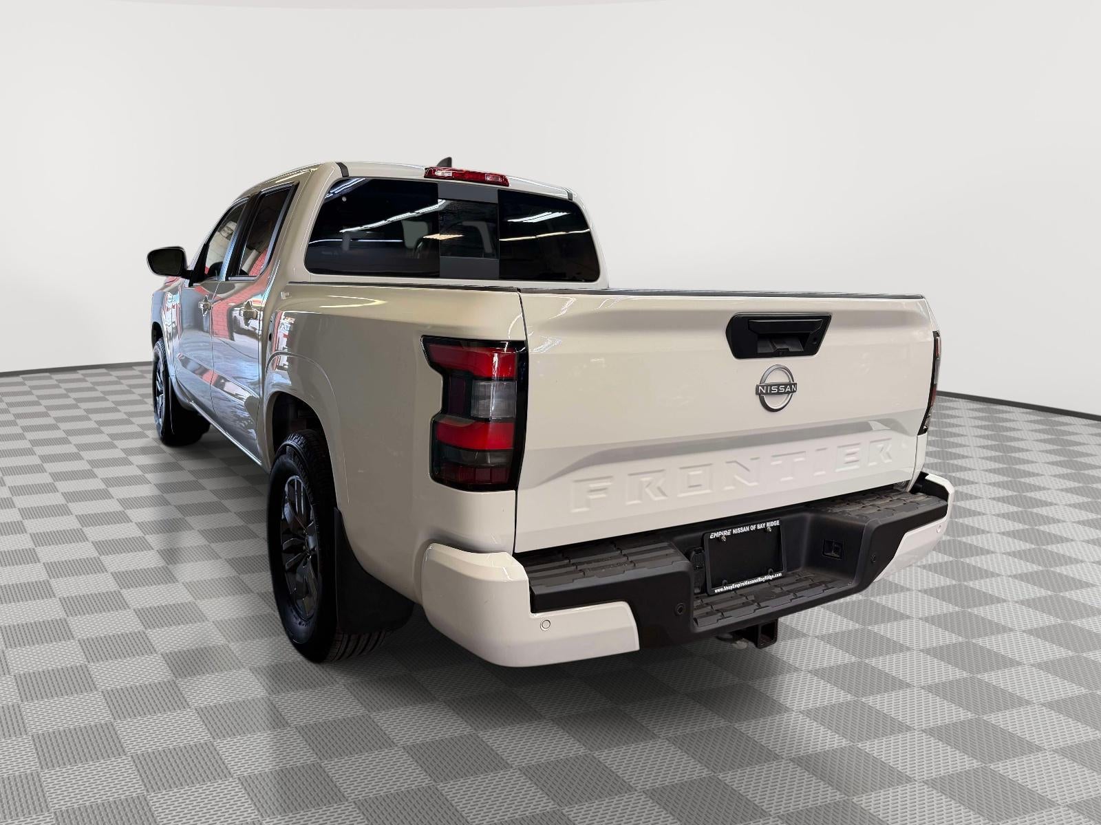 2025 Nissan Frontier Crew Cab SV 4x2