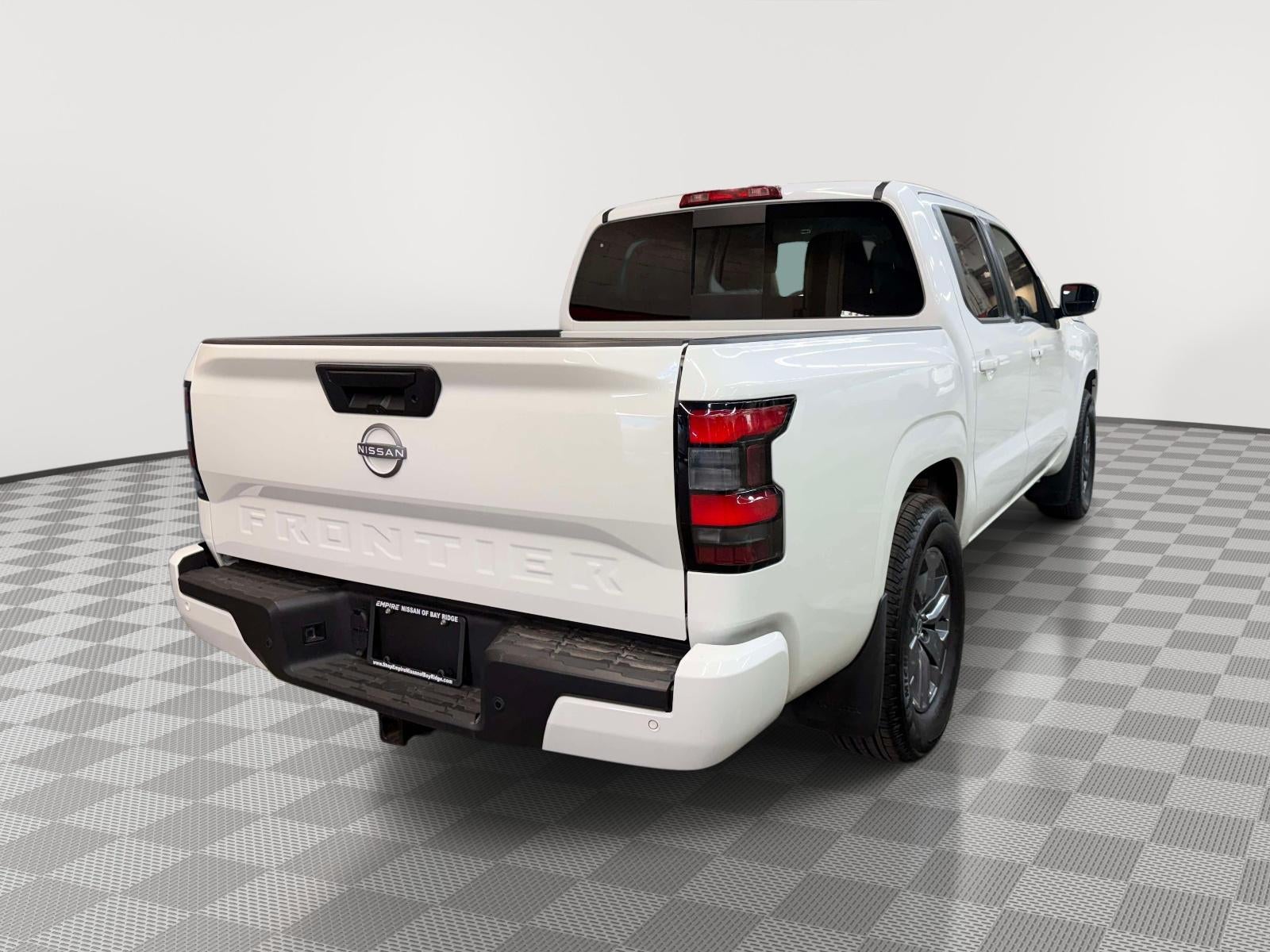 2025 Nissan Frontier Crew Cab SV 4x2