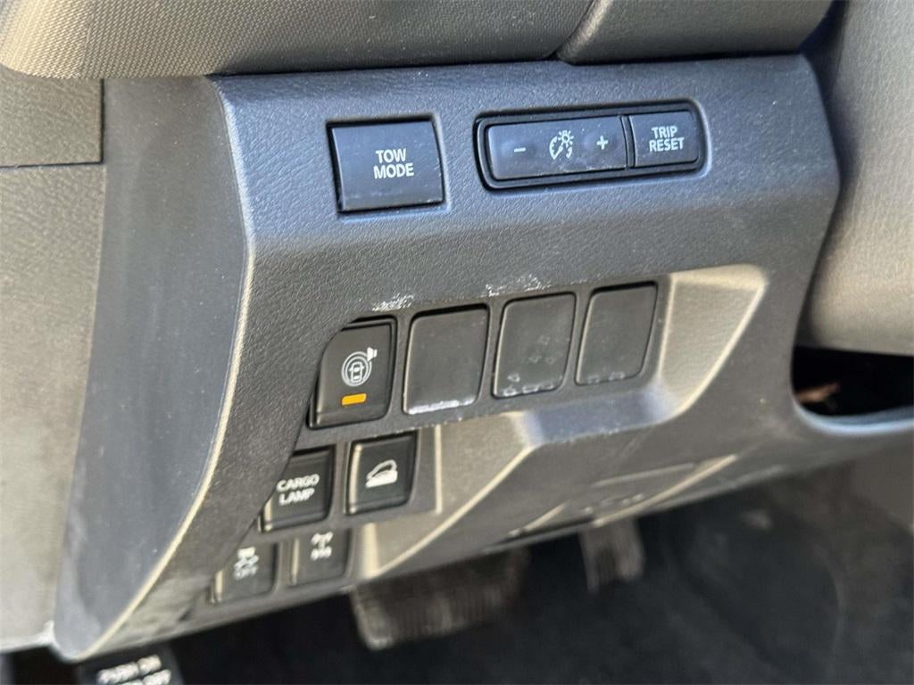 2022 Nissan Frontier Crew Cab PRO-4X 4x4