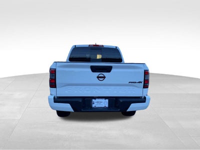 2024 Nissan Frontier Crew Cab PRO-4X 4x4