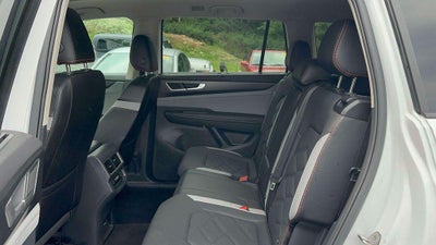 2024 Volkswagen Atlas 2.0T Peak Edition SE w/Technology