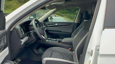 2024 Volkswagen Atlas 2.0T Peak Edition SE w/Technology