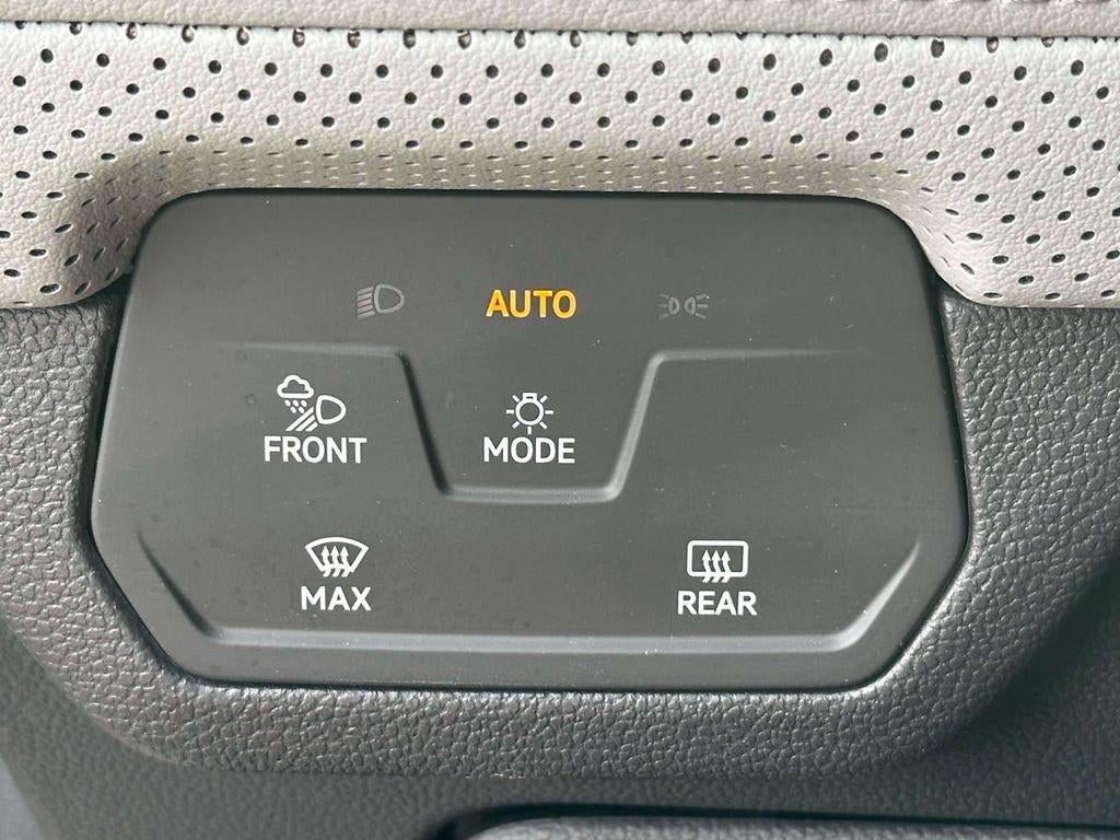 2024 Volkswagen Atlas 2.0T Peak Edition SE w/Technology