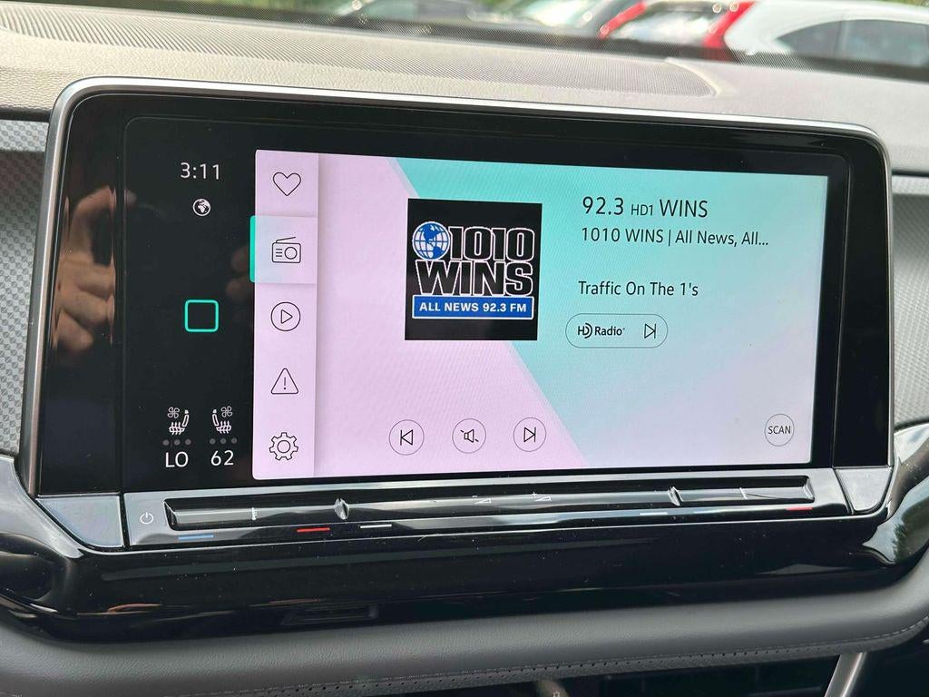 2024 Volkswagen Atlas 2.0T Peak Edition SE w/Technology