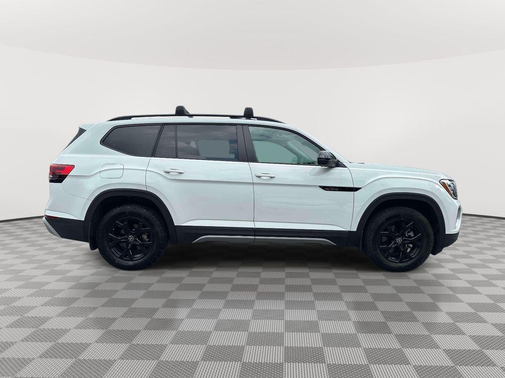 2024 Volkswagen Atlas 2.0T Peak Edition SE w/Technology