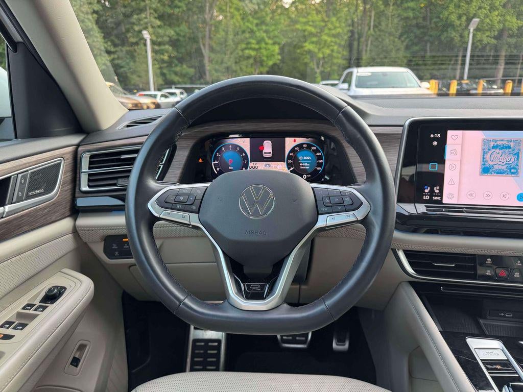 2024 Volkswagen Atlas 2.0T SEL Premium R-Line
