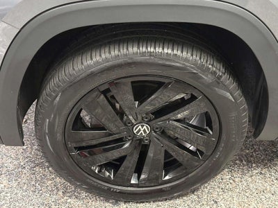2023 Volkswagen Atlas Cross Sport 2.0T SE w/Technology
