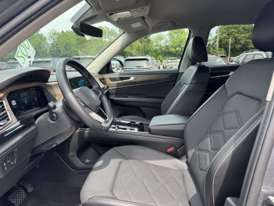 2024 Volkswagen Atlas 2.0T SE w/Technology