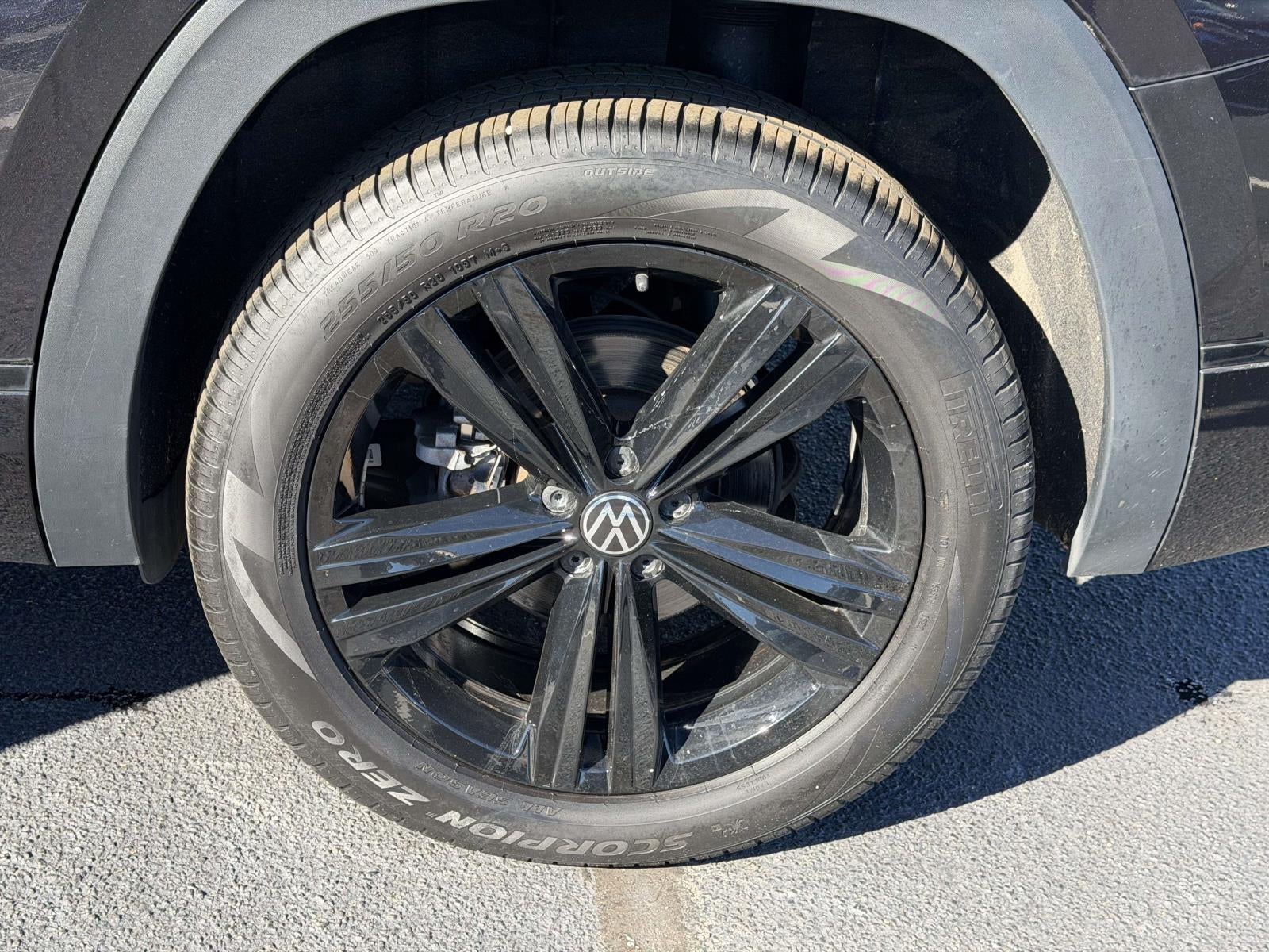 2022 Volkswagen Atlas 3.6L V6 SEL R-Line Black
