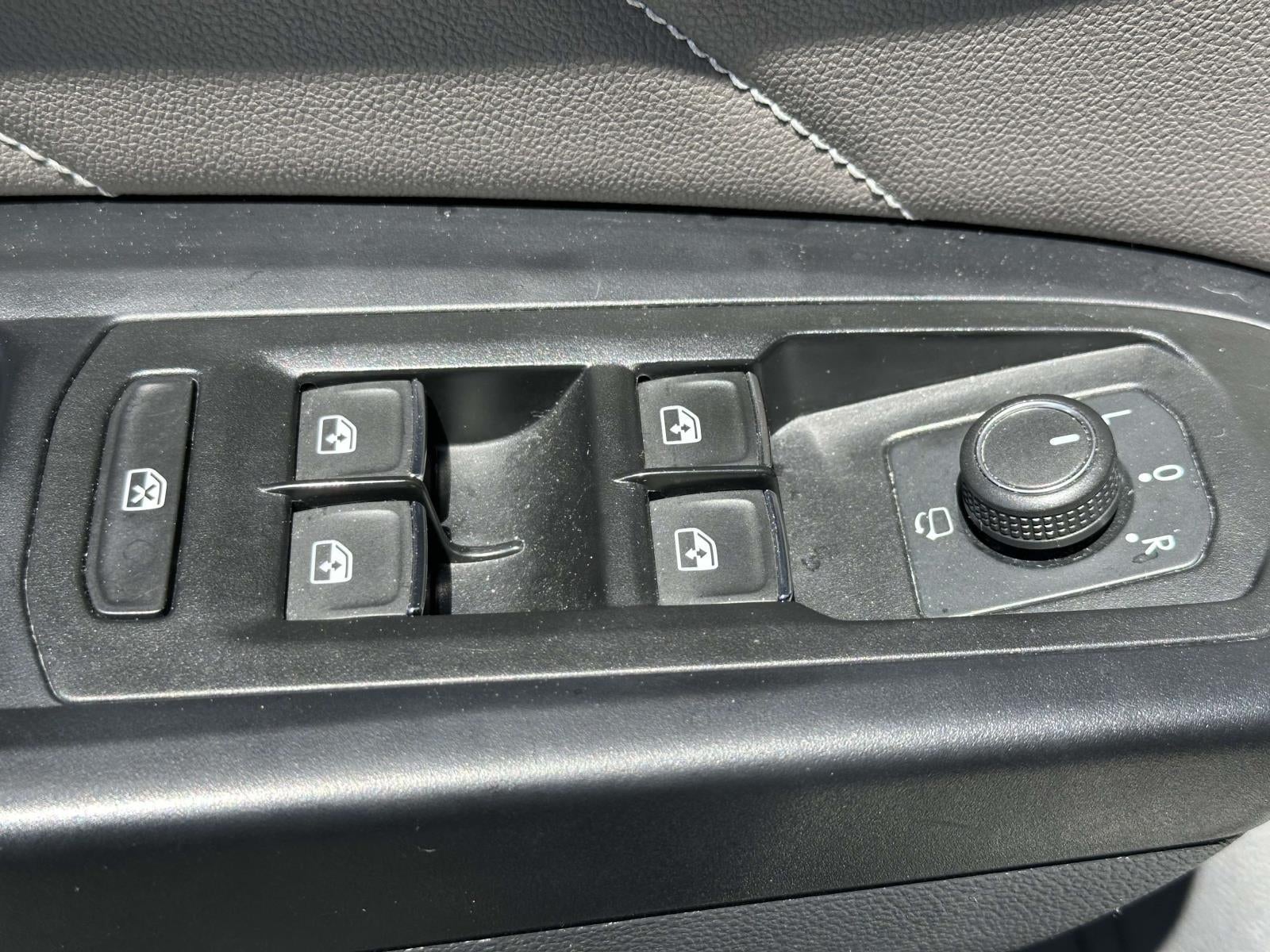 2021 Volkswagen Atlas 3.6L V6 SEL Premium
