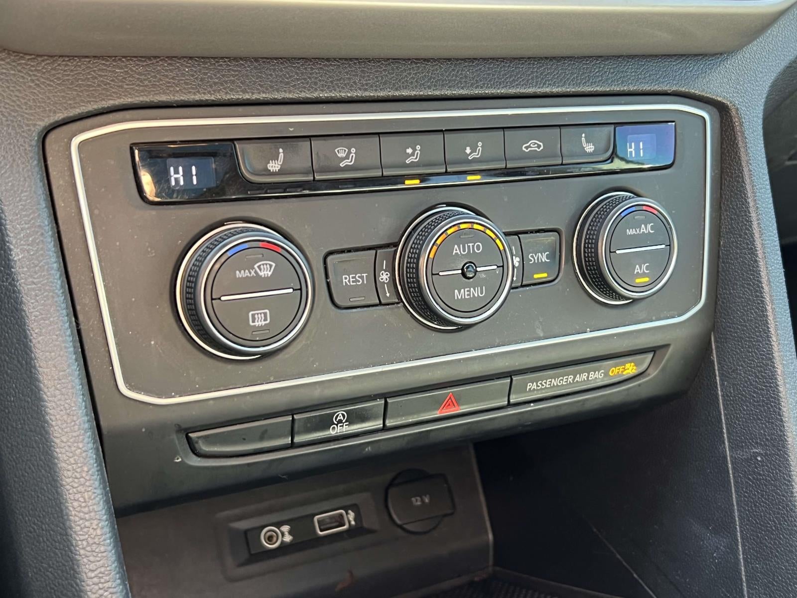 2019 Volkswagen Atlas 3.6L V6 SE w/Technology R-Line