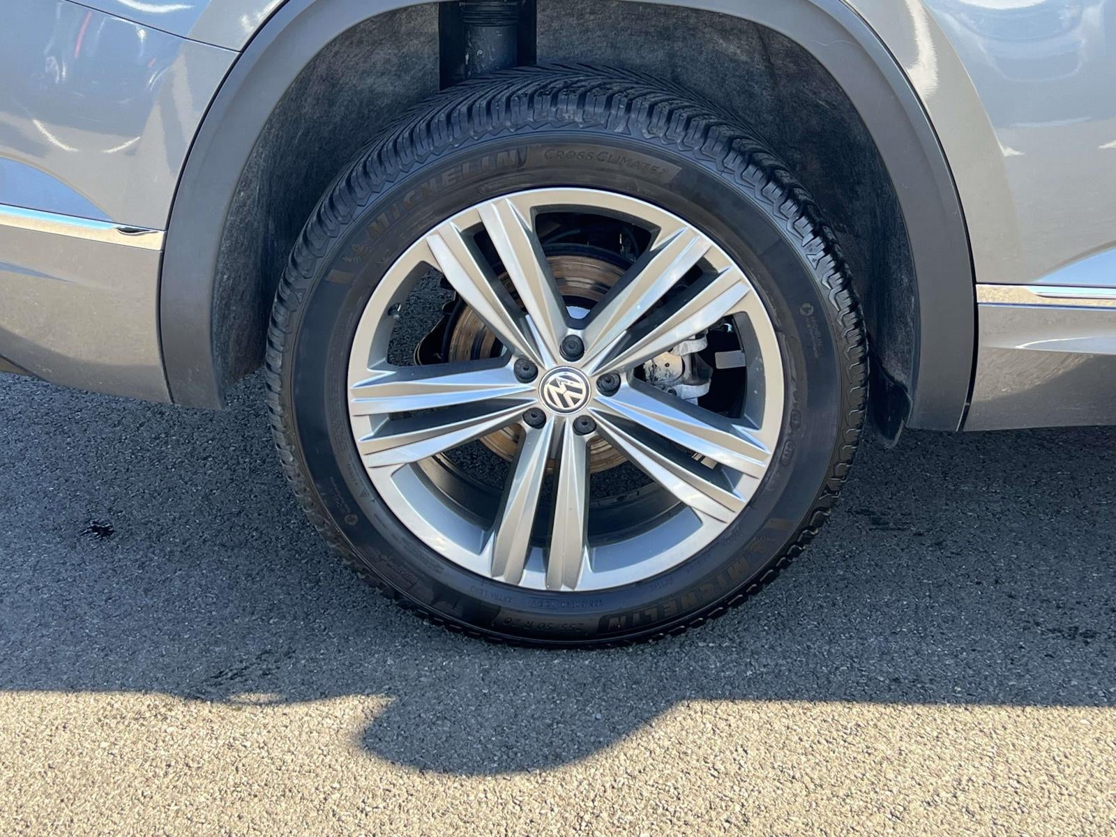 2019 Volkswagen Atlas 3.6L V6 SE w/Technology R-Line