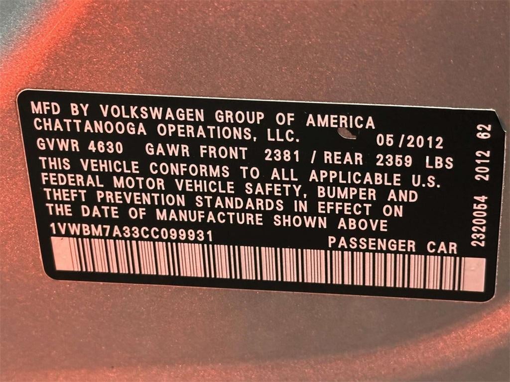 2012 Volkswagen Passat 3.6L V6 SE