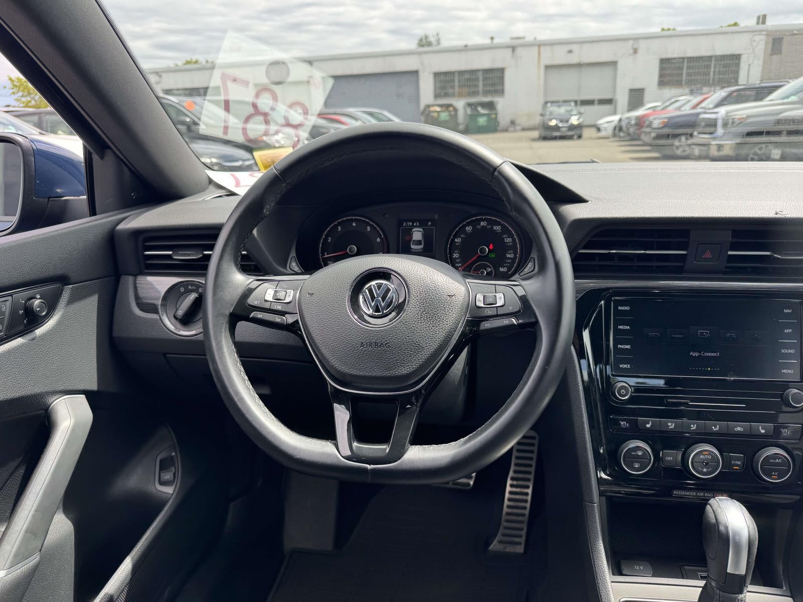 2021 Volkswagen Passat 2.0T R-Line