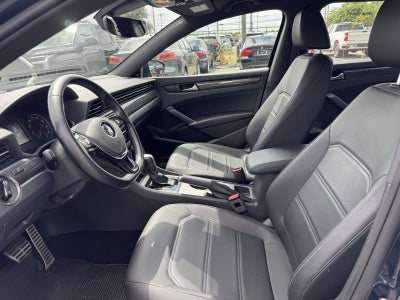 2021 Volkswagen Passat 2.0T R-Line