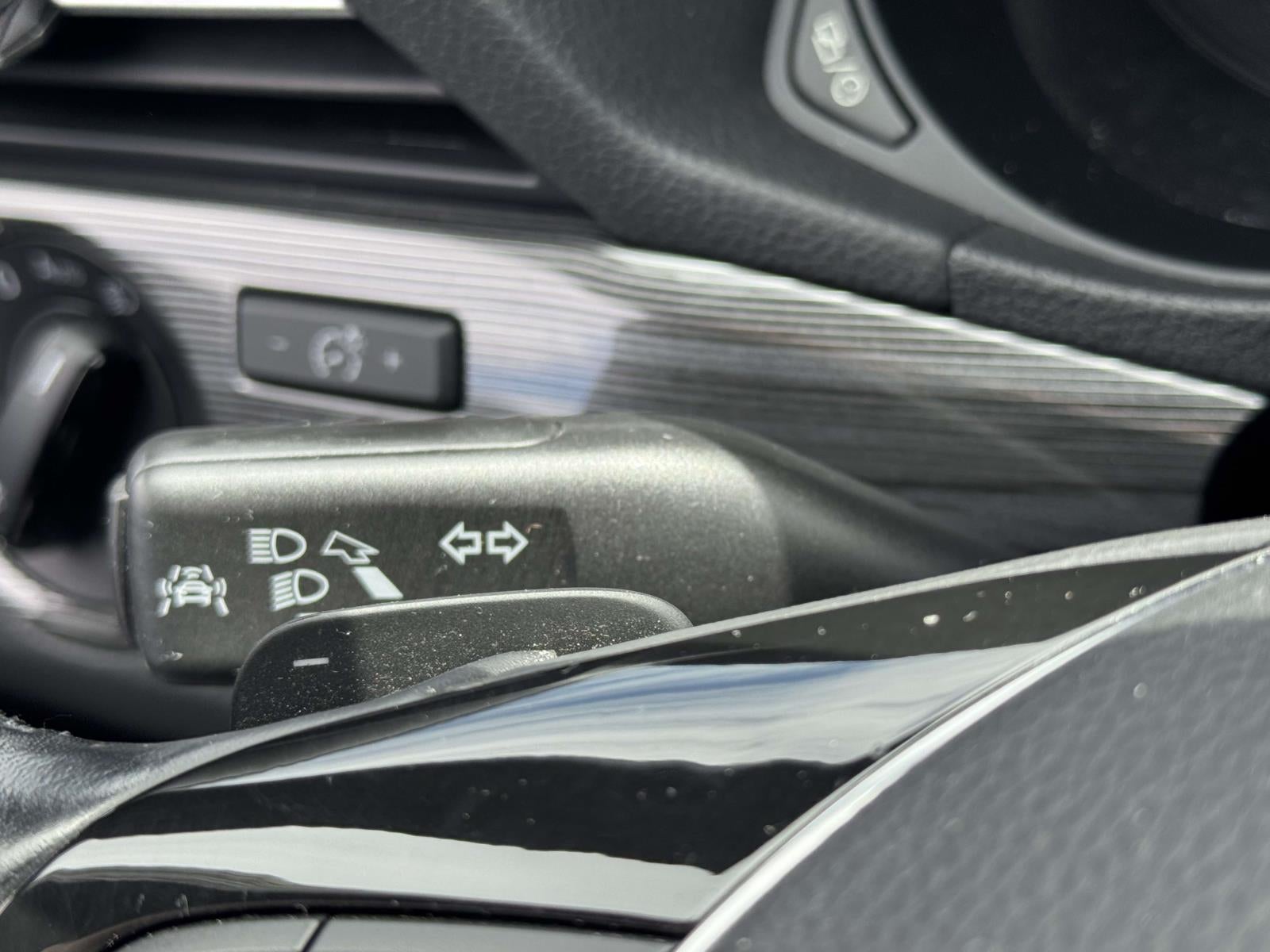 2021 Volkswagen Passat 2.0T R-Line