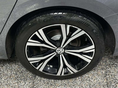 2022 Volkswagen Passat 2.0T SE