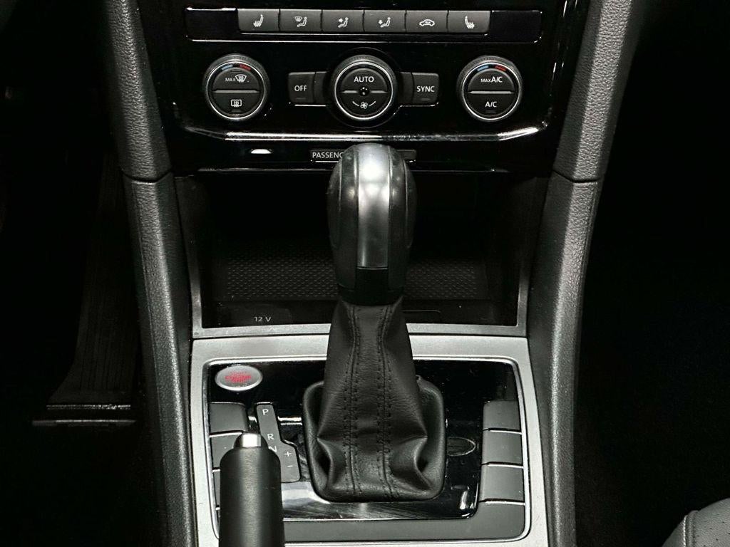 2022 Volkswagen Passat 2.0T SE