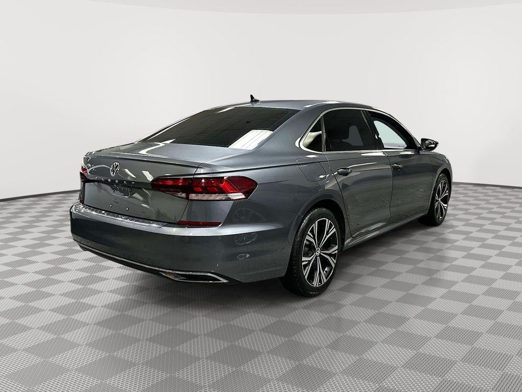 2022 Volkswagen Passat 2.0T SE