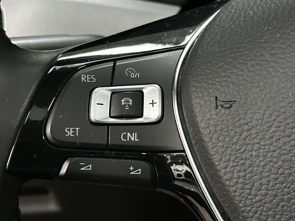 2022 Volkswagen Passat 2.0T SE