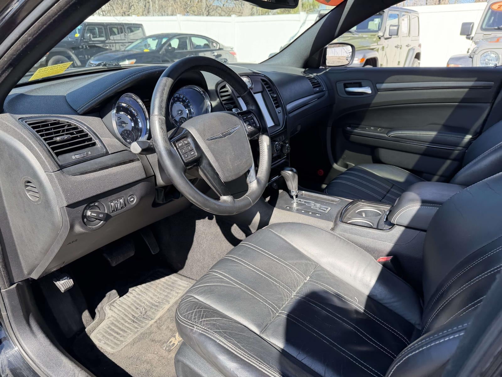 2012 Chrysler 300 S V8