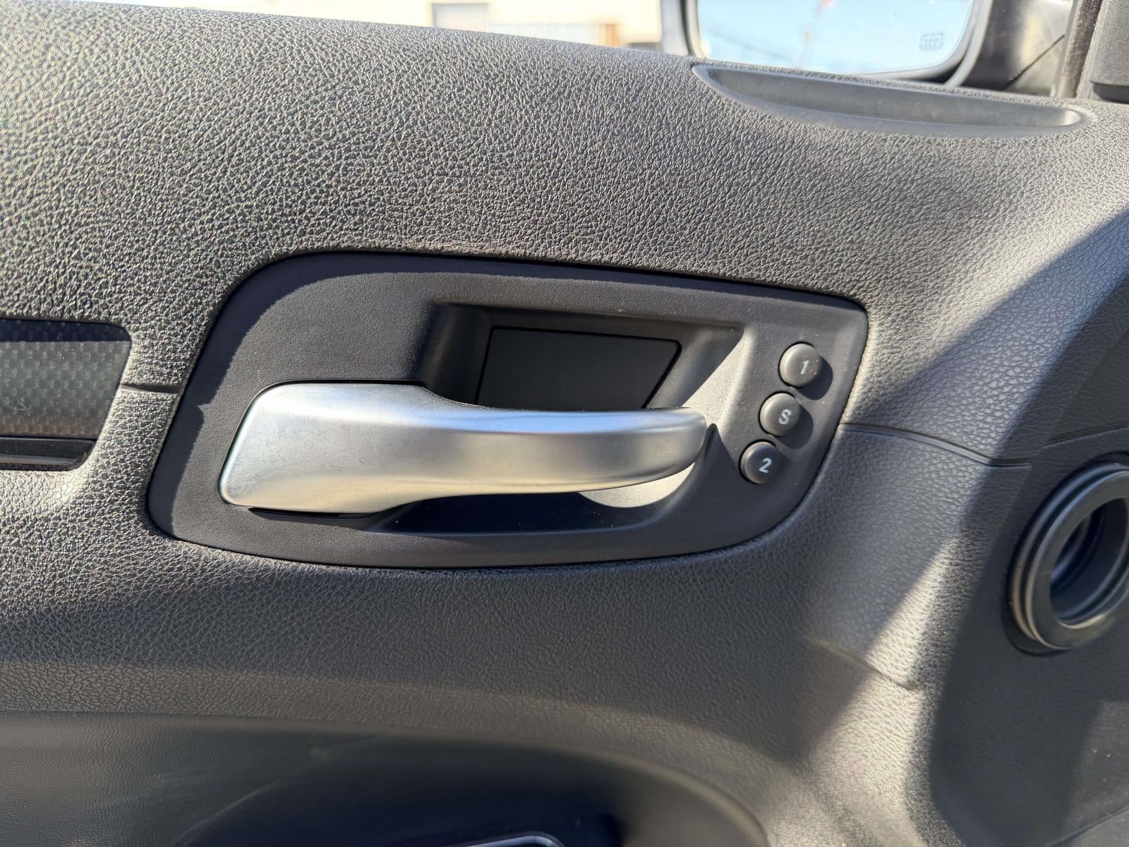 2012 Chrysler 300 S V8