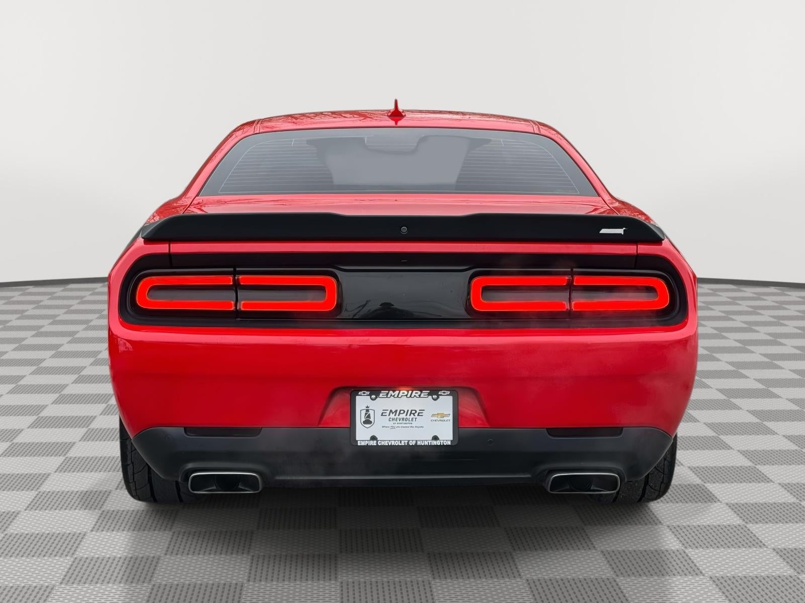 2016 Dodge Challenger R/T Scat Pack