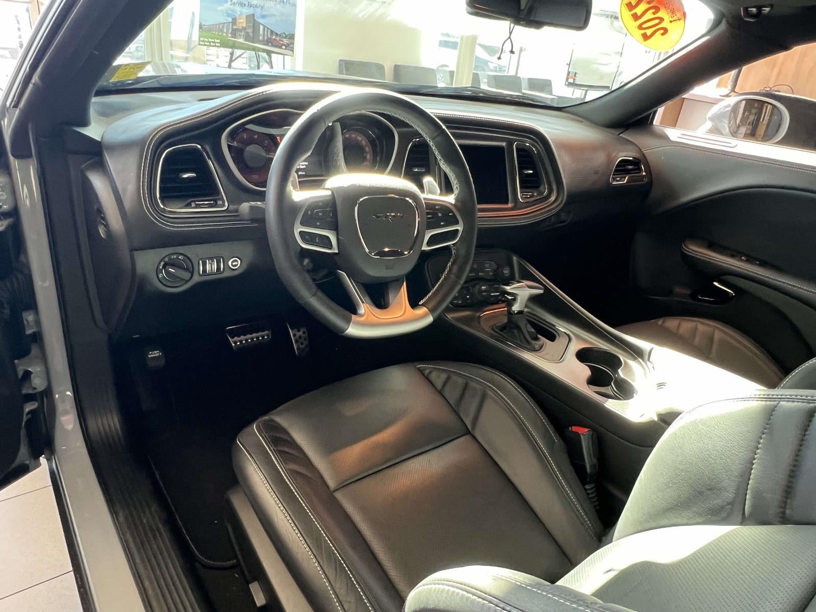 2022 Dodge Challenger SRT