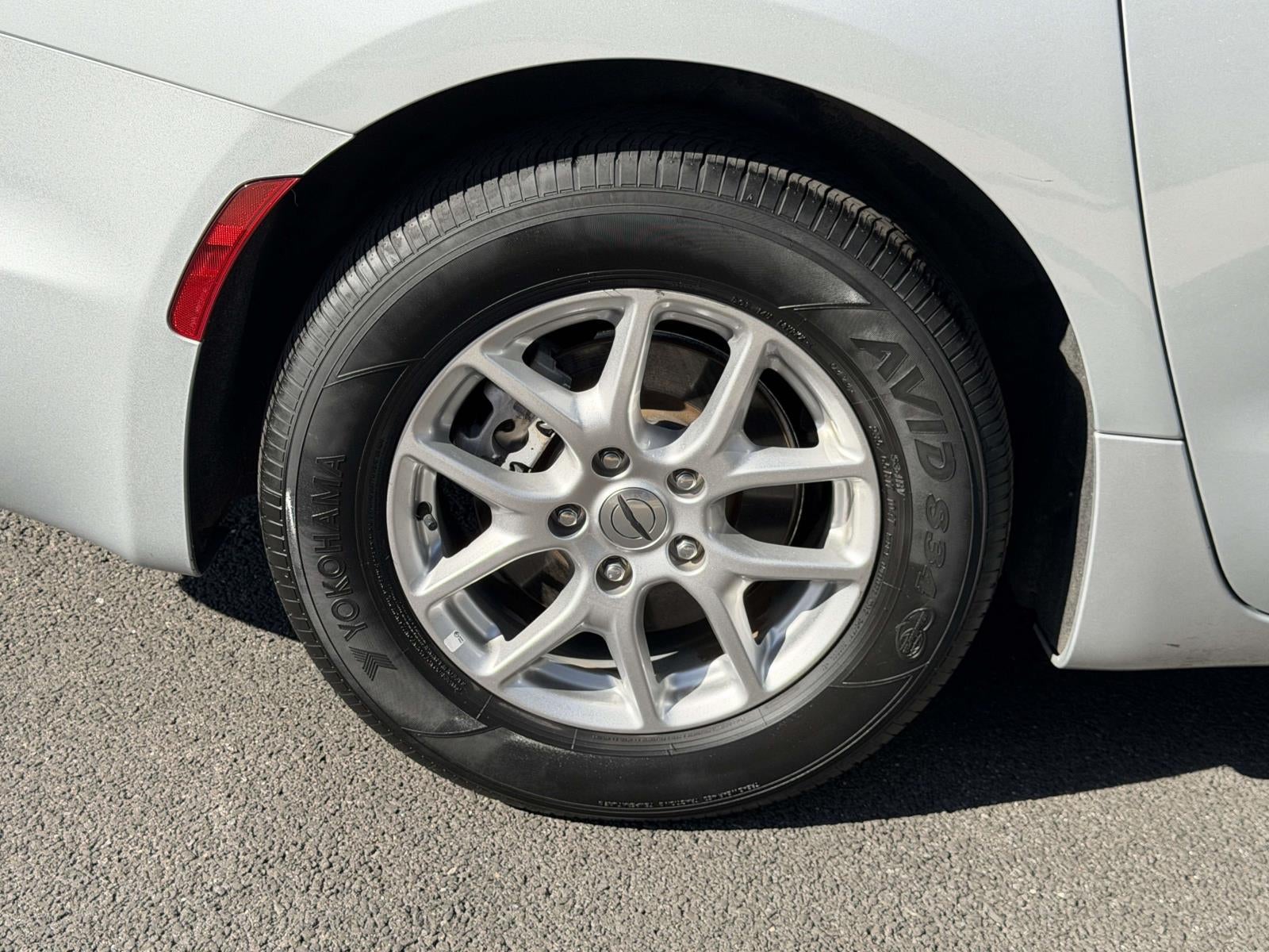 2024 Chrysler Pacifica Touring L