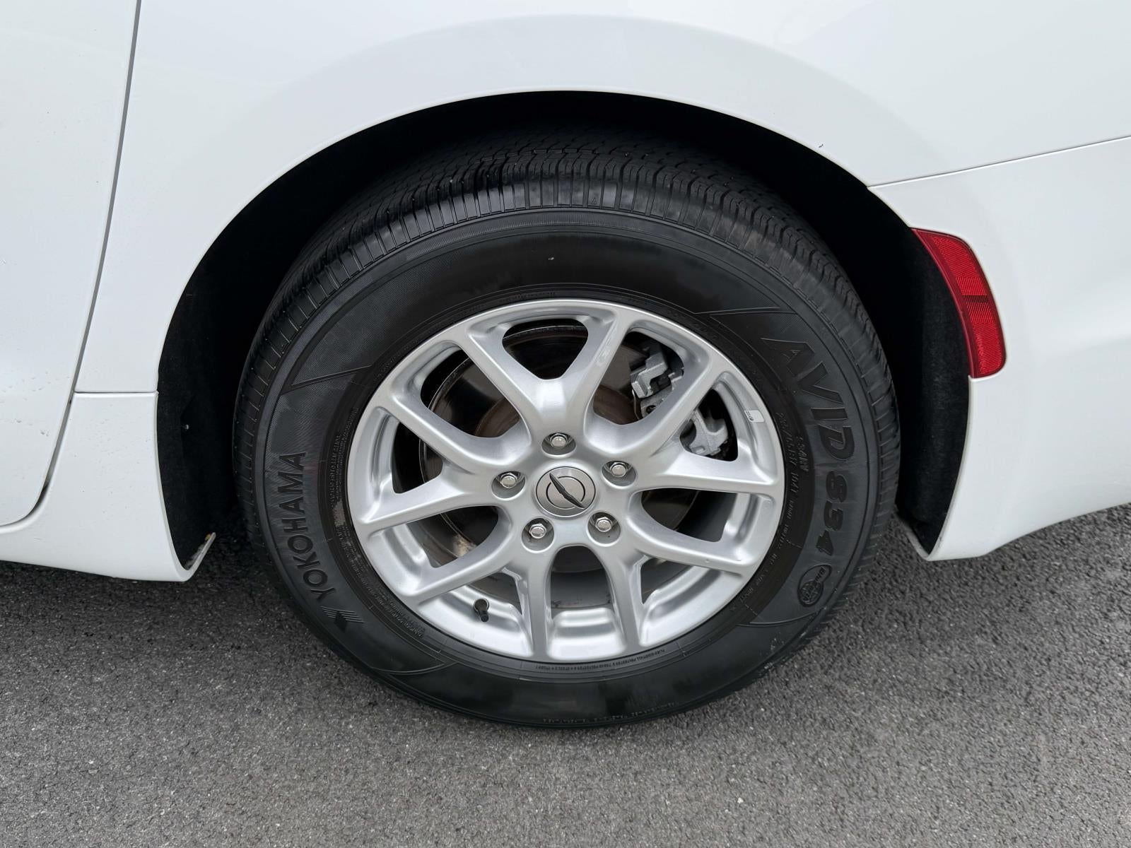 2023 Chrysler Pacifica Touring L