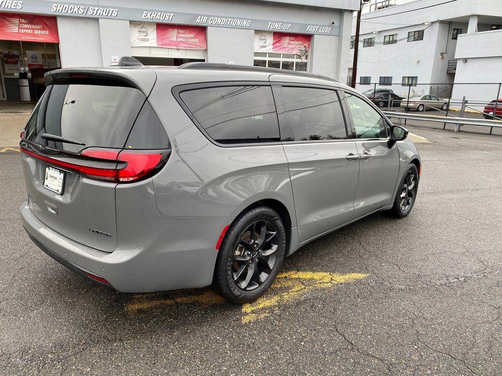 2025 Chrysler Pacifica Limited