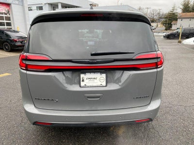 2025 Chrysler Pacifica Limited