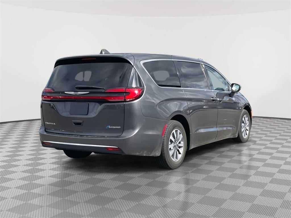 2022 Chrysler Pacifica Hybrid Touring L