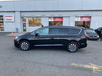 2024 Chrysler Pacifica Hybrid Select