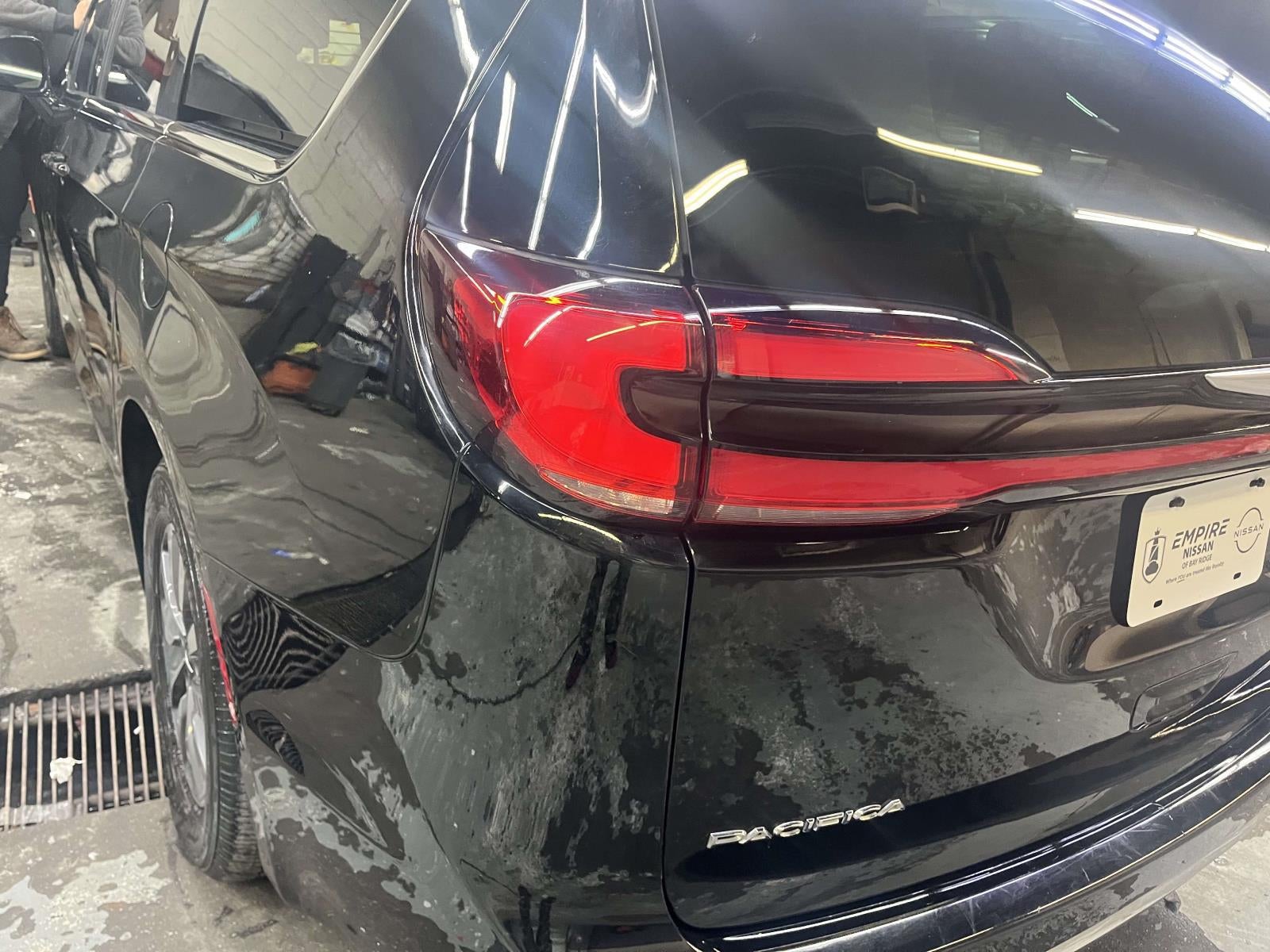 2024 Chrysler Pacifica Hybrid Select