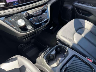 2024 Chrysler Pacifica Hybrid S Appearance Pkg