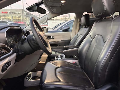 2023 Chrysler Pacifica Touring L AWD