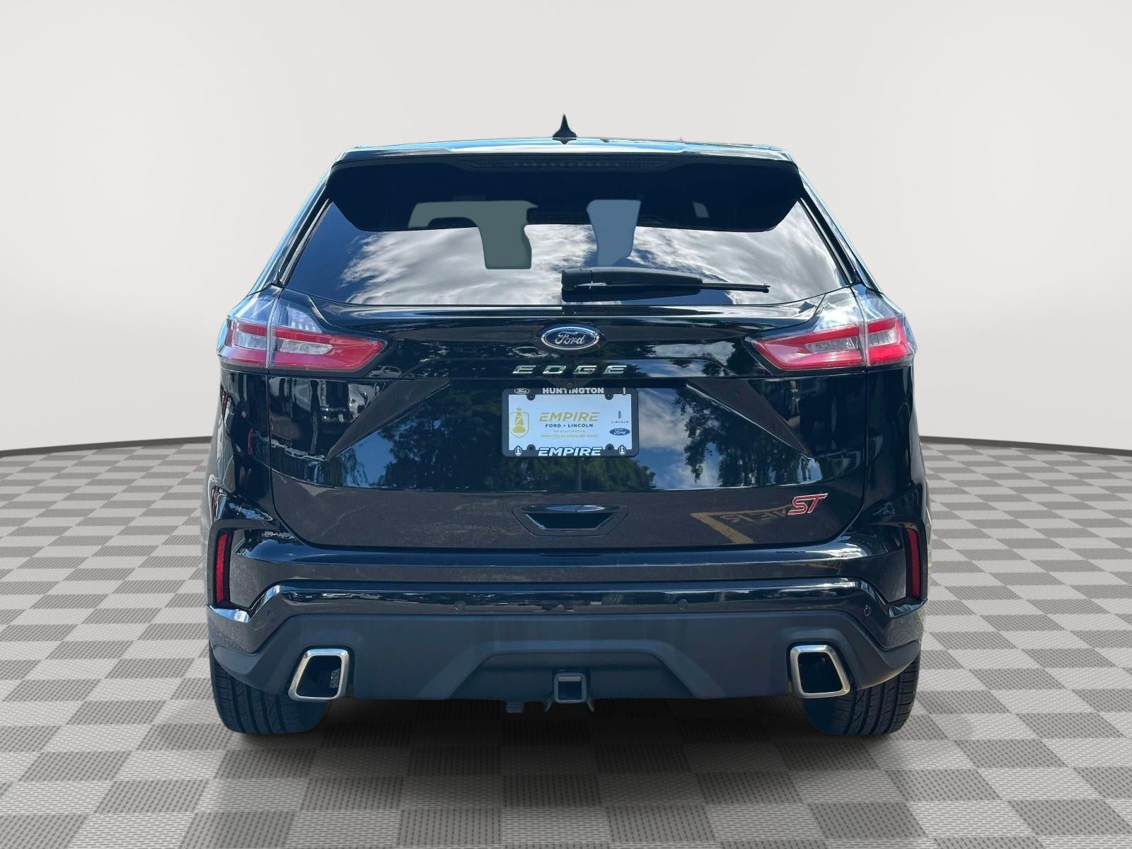 2023 Ford Edge ST