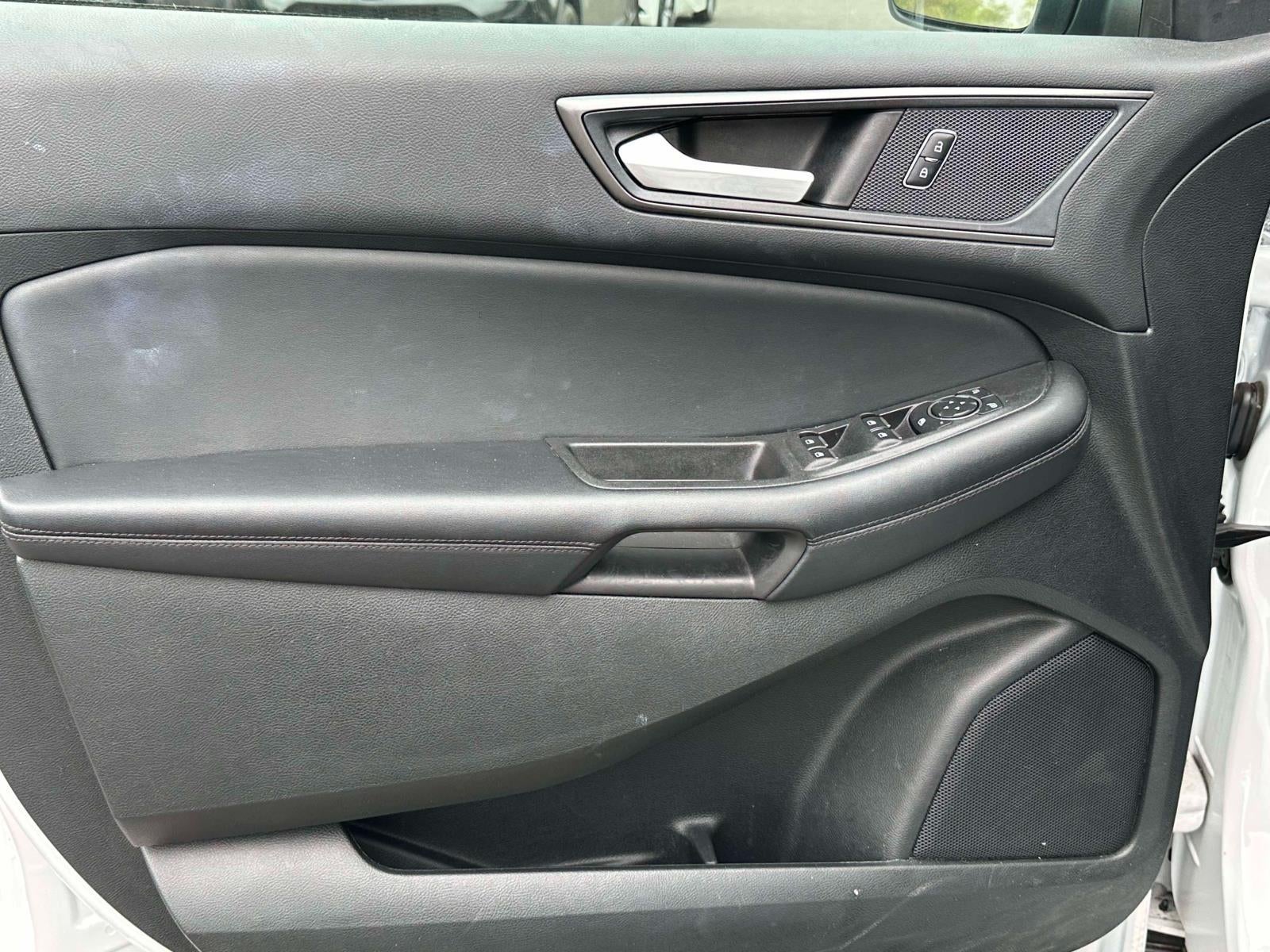 2023 Ford Edge SE