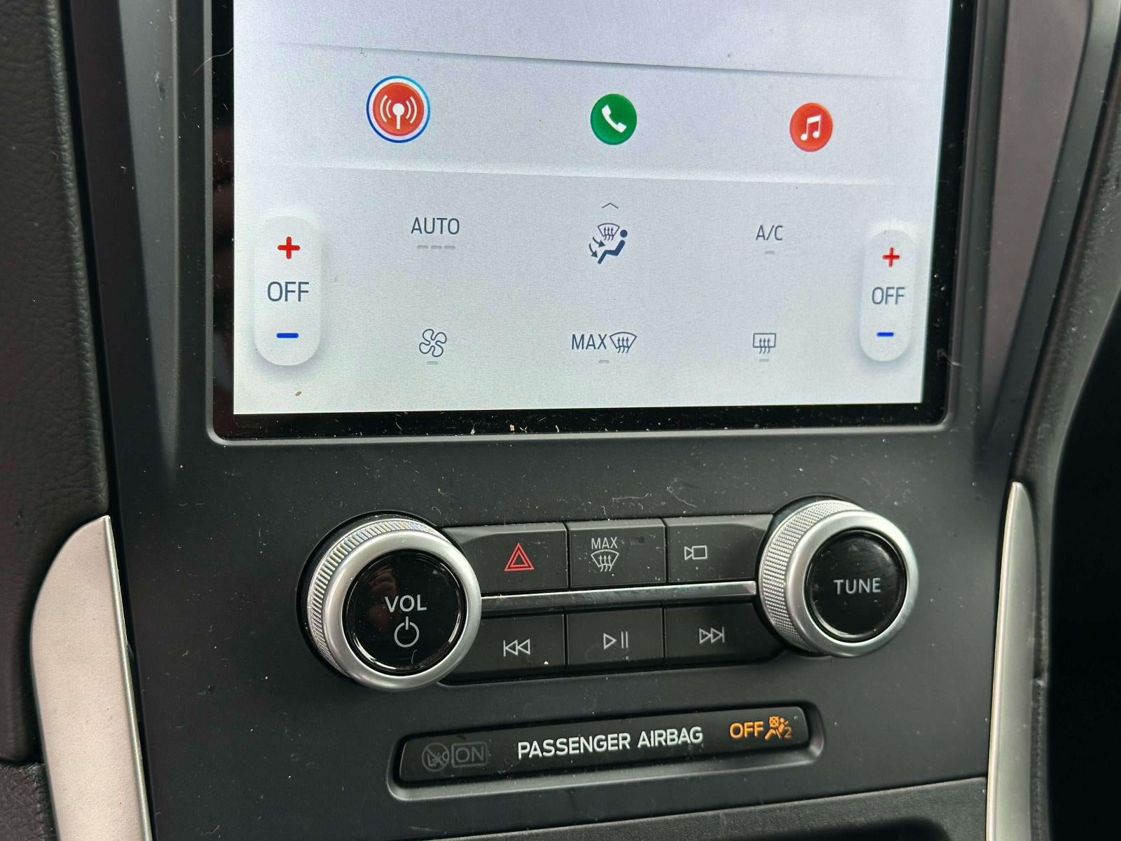 2023 Ford Edge SE