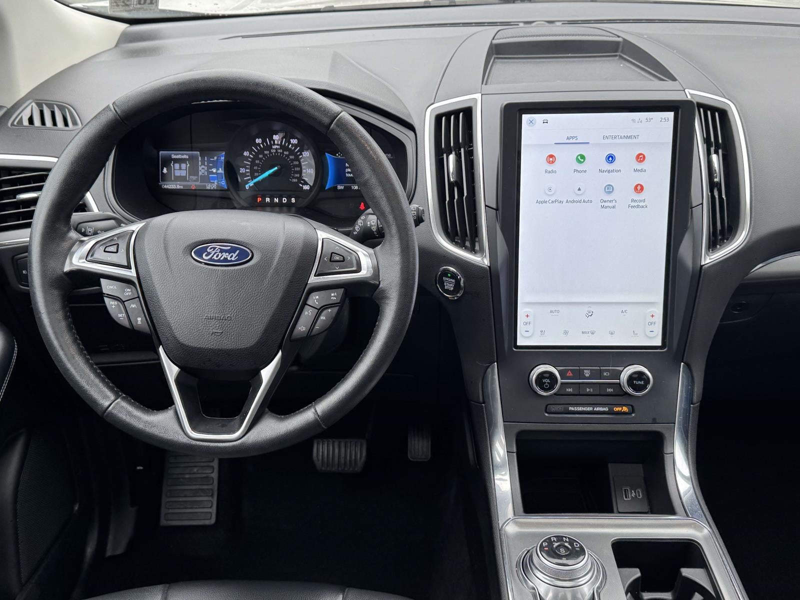 2022 Ford Edge Titanium
