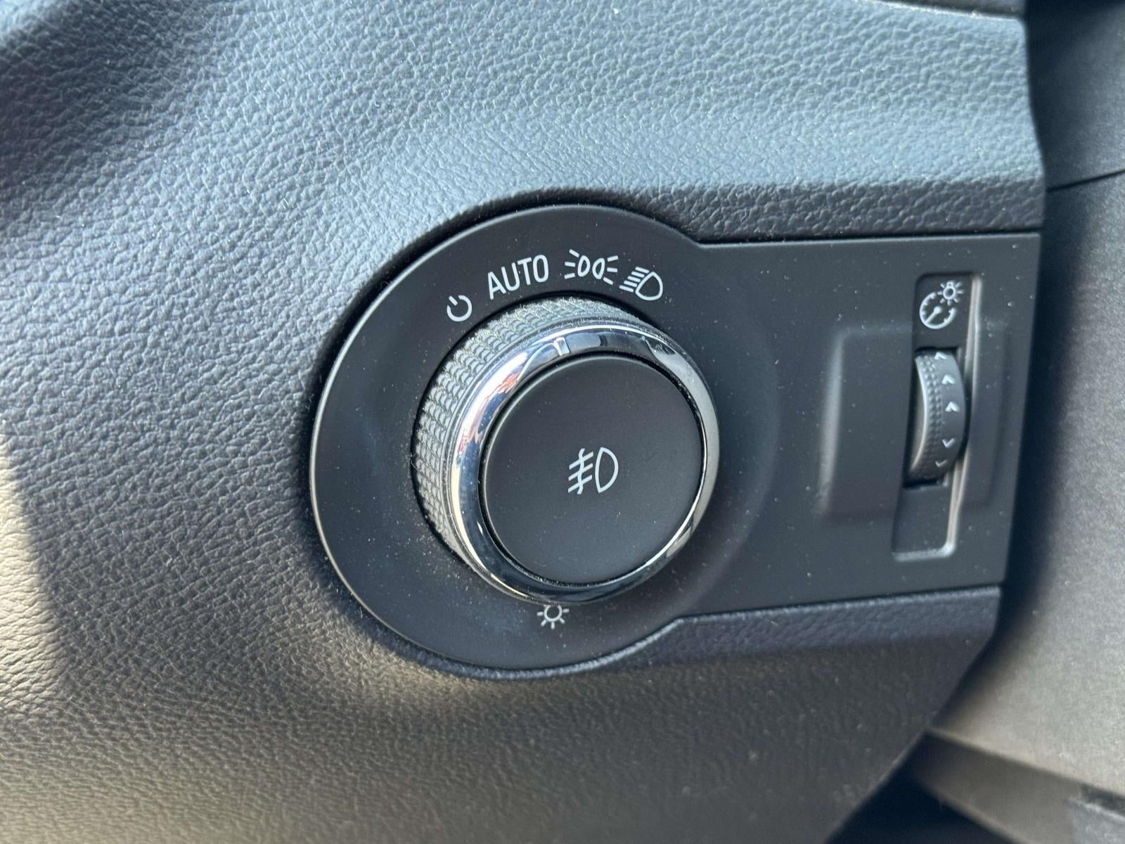 2015 Chevrolet Camaro 1LT