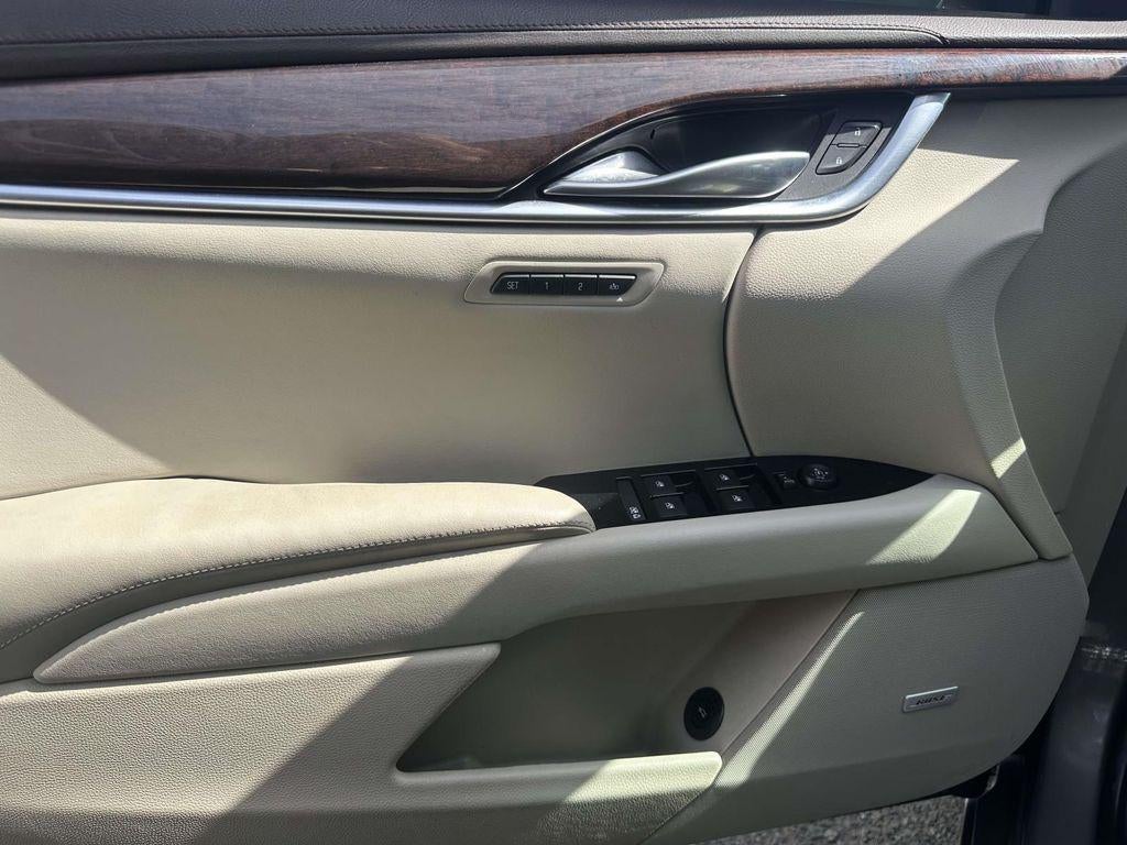 2017 Cadillac XTS Premium Luxury