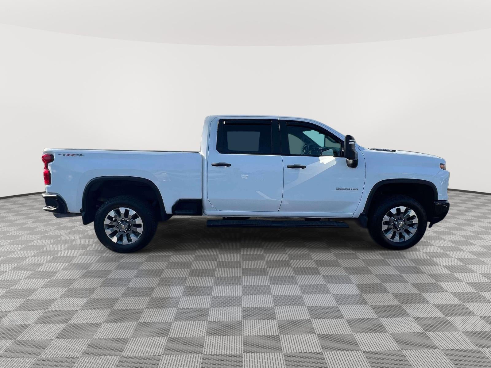 2025 Chevrolet Silverado 2500HD 4WD Crew Cab Standard Bed Custom