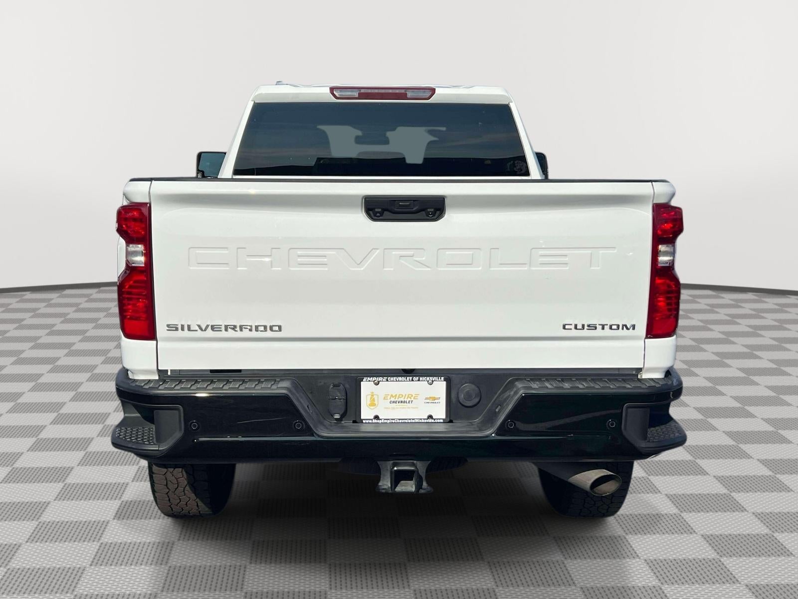 2025 Chevrolet Silverado 2500HD 4WD Crew Cab Standard Bed Custom