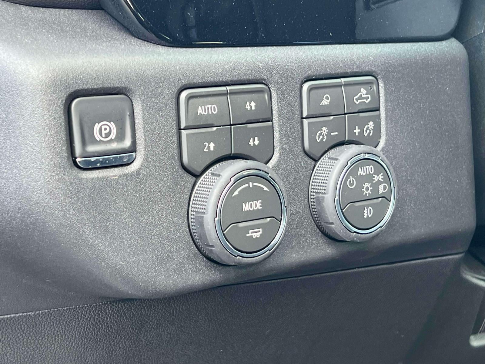 2026 Chevrolet Silverado 2500HD Crew Cab, Standard Bed, LTZ, 4WD