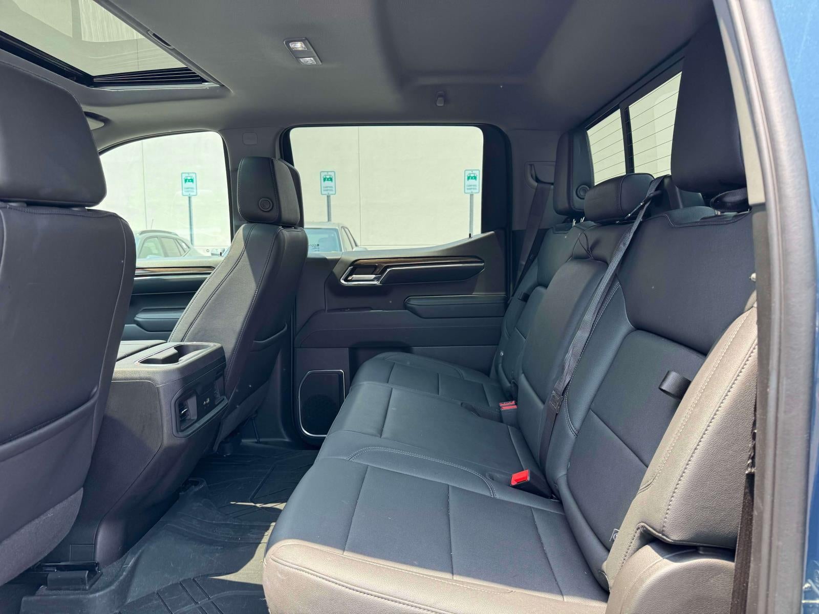 2024 Chevrolet Silverado 1500 4WD Crew Cab Short Bed RST