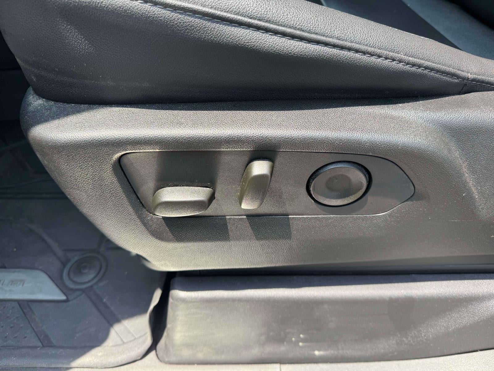 2024 Chevrolet Silverado 1500 4WD Crew Cab Short Bed RST
