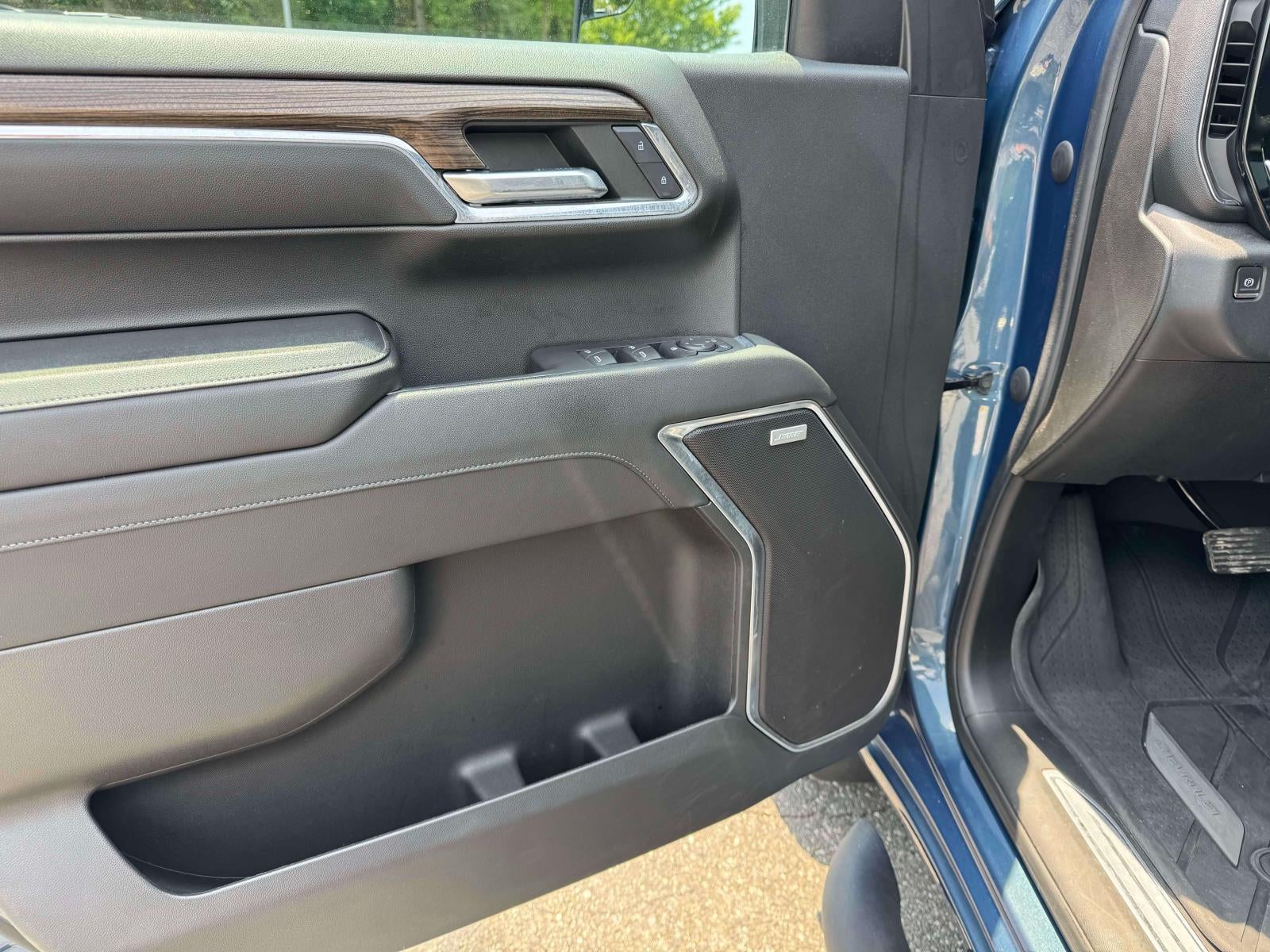 2024 Chevrolet Silverado 1500 4WD Crew Cab Short Bed RST