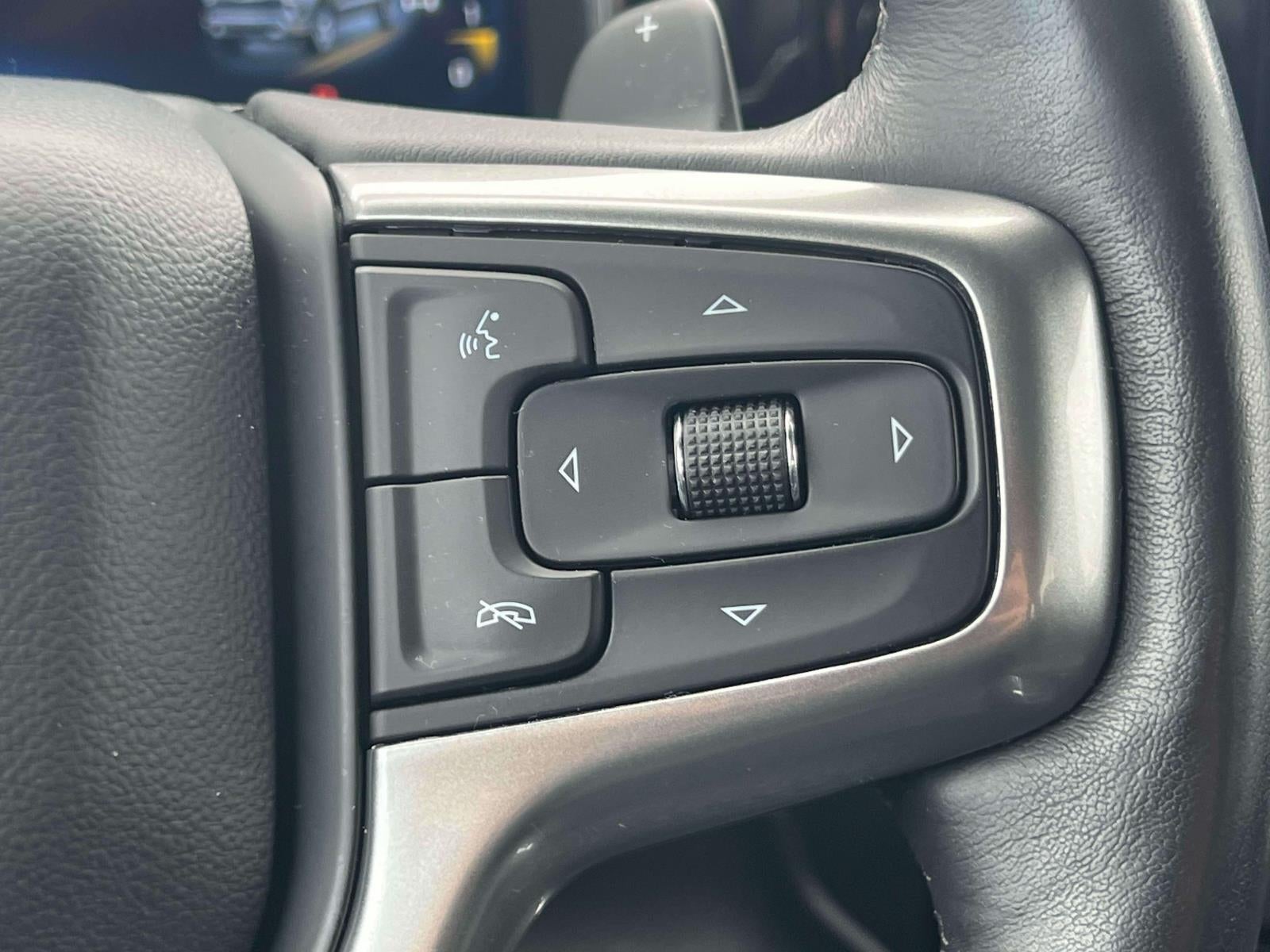 2023 Chevrolet Silverado 1500 4WD Crew Cab Short Bed RST